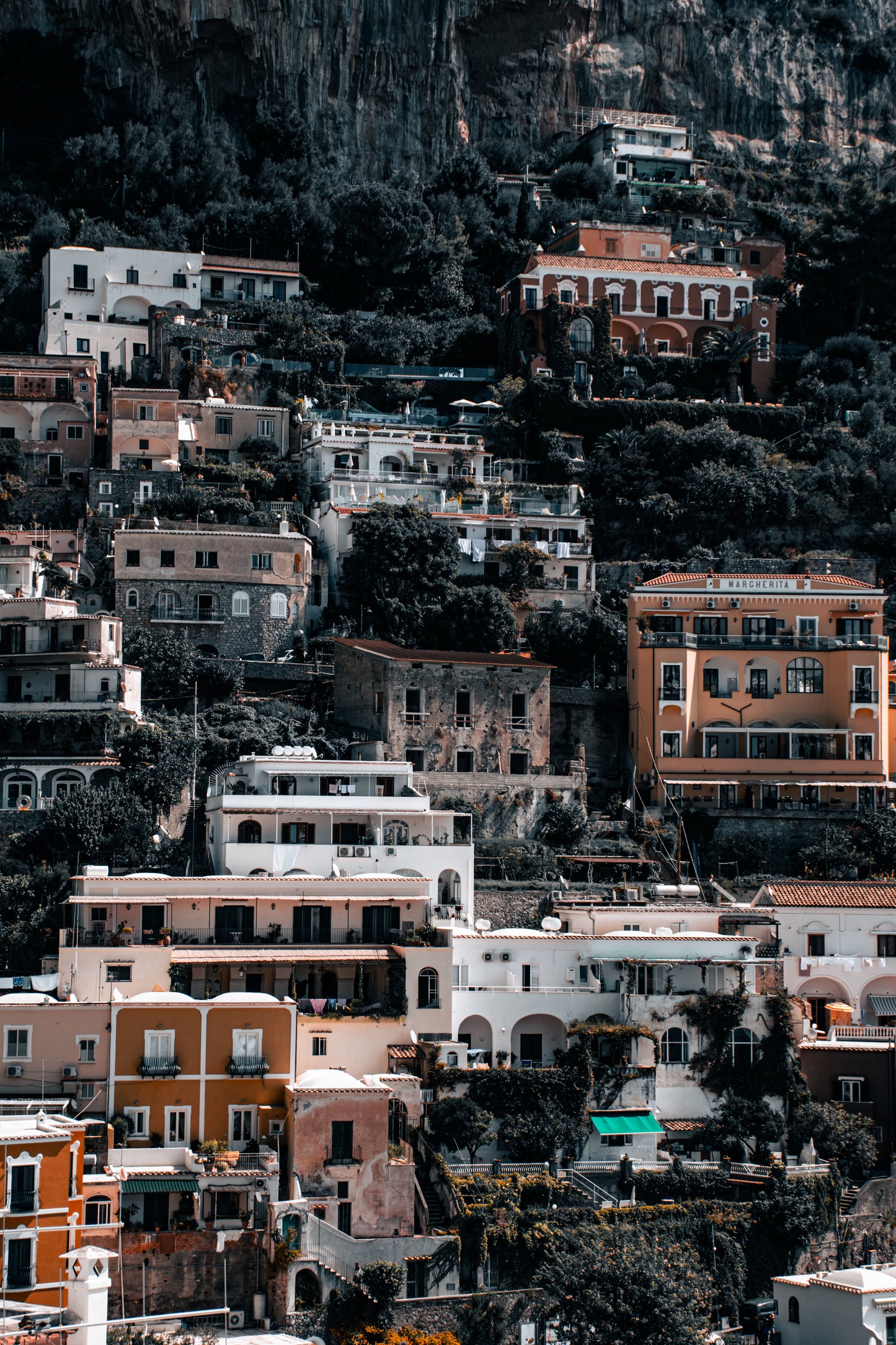 Positano Layers